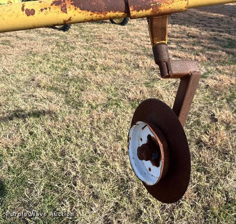 image for item EP0945 sprayer trailer