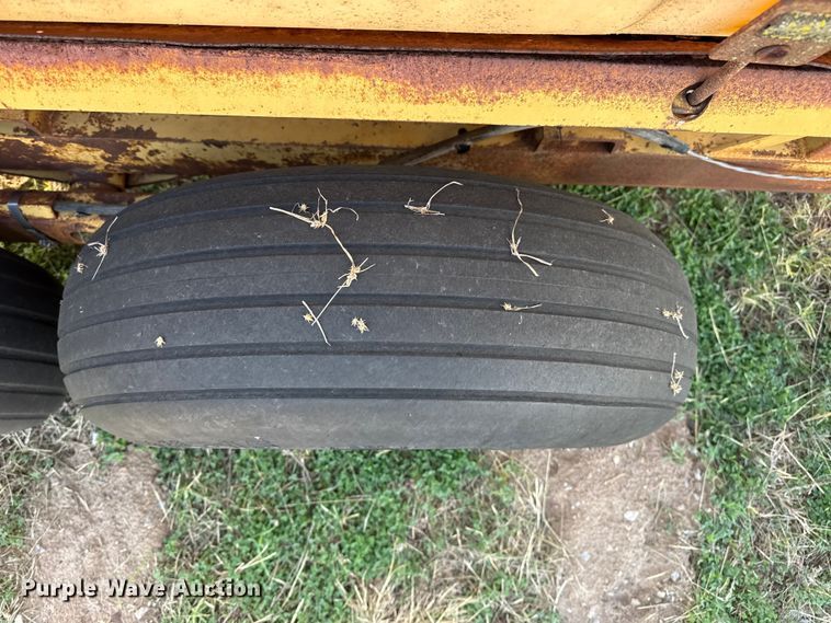 image for item EP0945 sprayer trailer