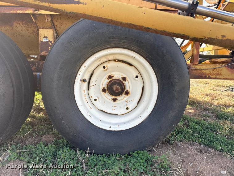 image for item EP0945 sprayer trailer