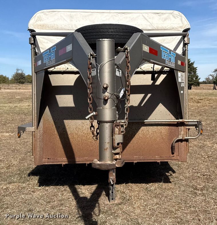 image for item EP0953 2015 Top Hat BGN24X7-14E-F livestock trailer