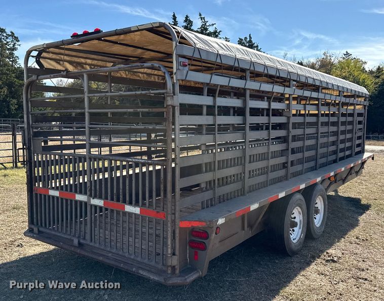 image for item EP0953 2015 Top Hat BGN24X7-14E-F livestock trailer