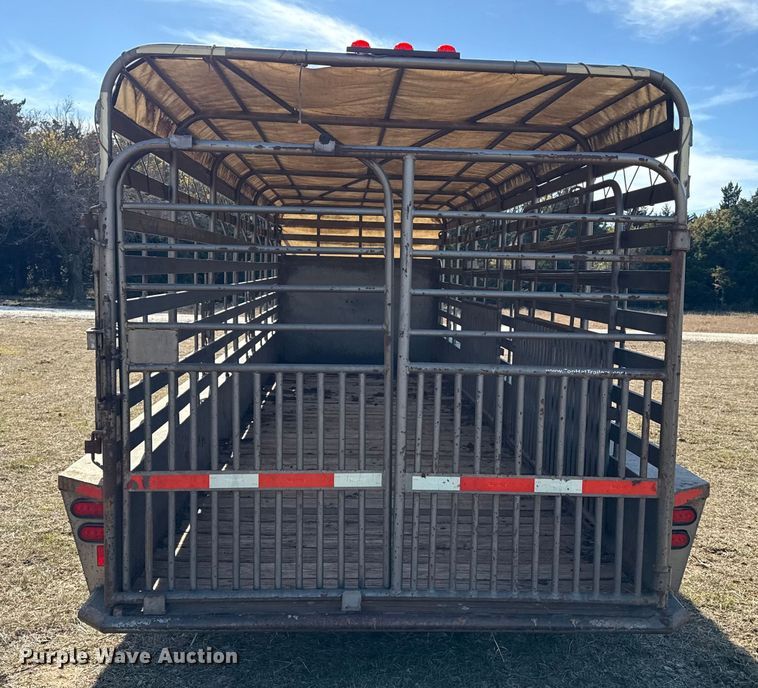 image for item EP0953 2015 Top Hat BGN24X7-14E-F livestock trailer