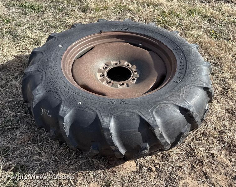 image for item EP2504 (10) irrigation pivot tires and wheels