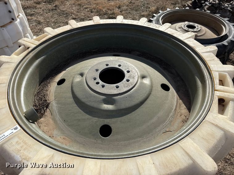 image for item EP2515 (4) irrigation pivot tires with wheels