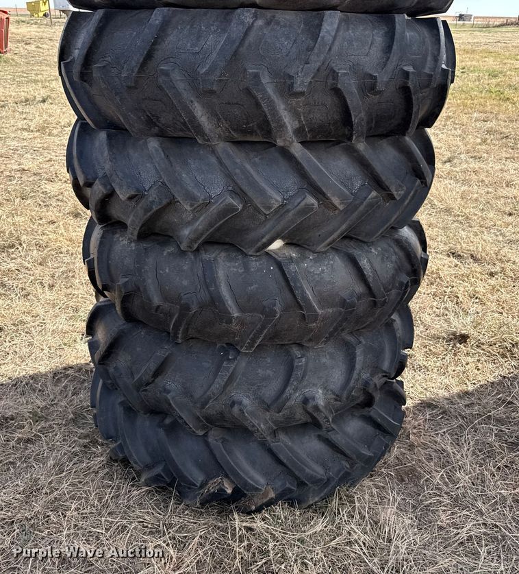 image for item EP2517 (8) irrigation pivot tires and wheels