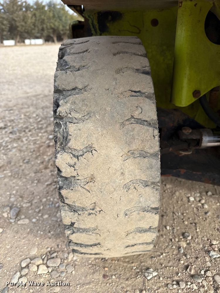 image for item EP2554 Clark GPS25MB forklift