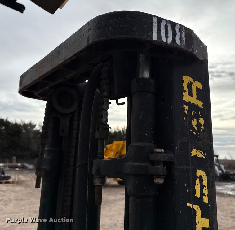 image for item EP2555 Hyster H30XM forklift