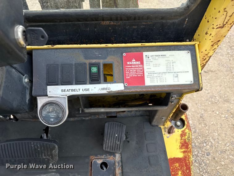 image for item EP2555 Hyster H30XM forklift