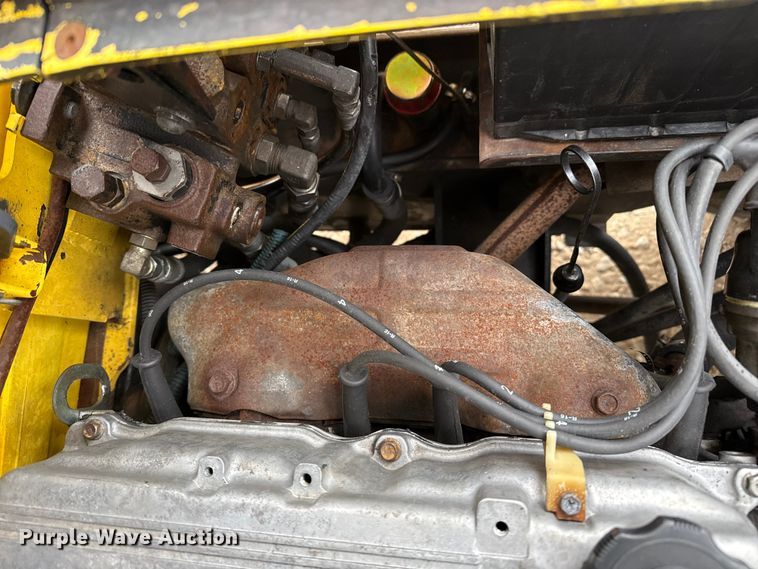 image for item EP2555 Hyster H30XM forklift