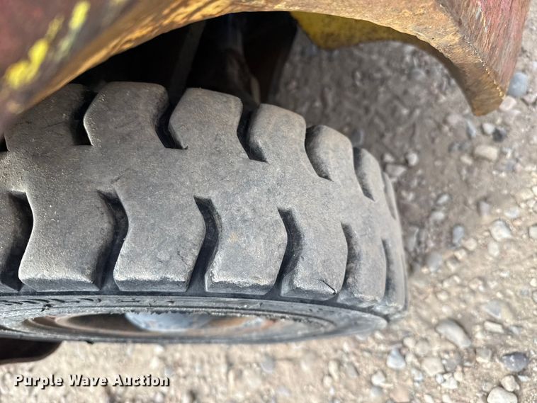 image for item EP2555 Hyster H30XM forklift