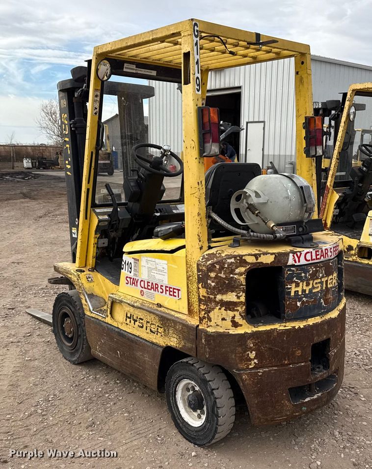 image for item EP2556 1996 Hyster H30XM forklift