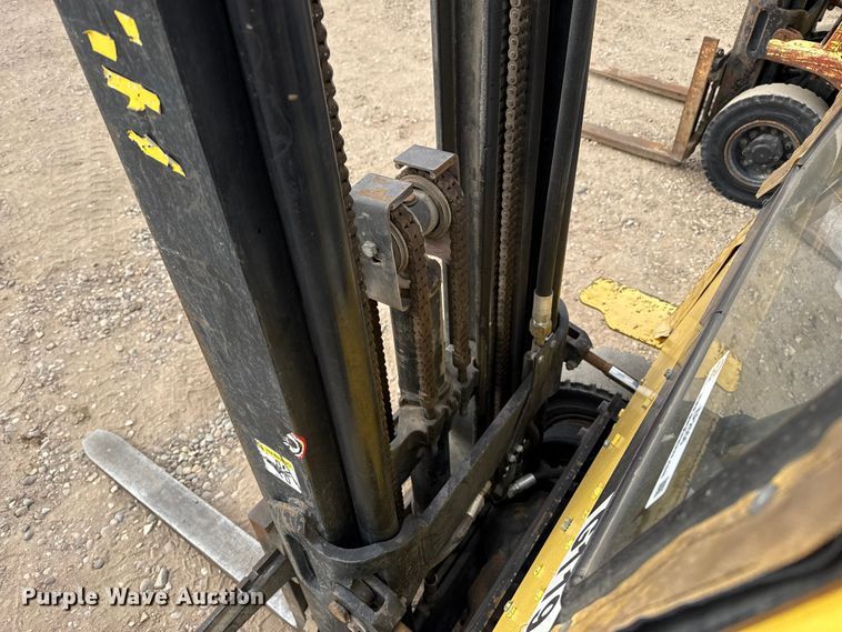 image for item EP2556 1996 Hyster H30XM forklift