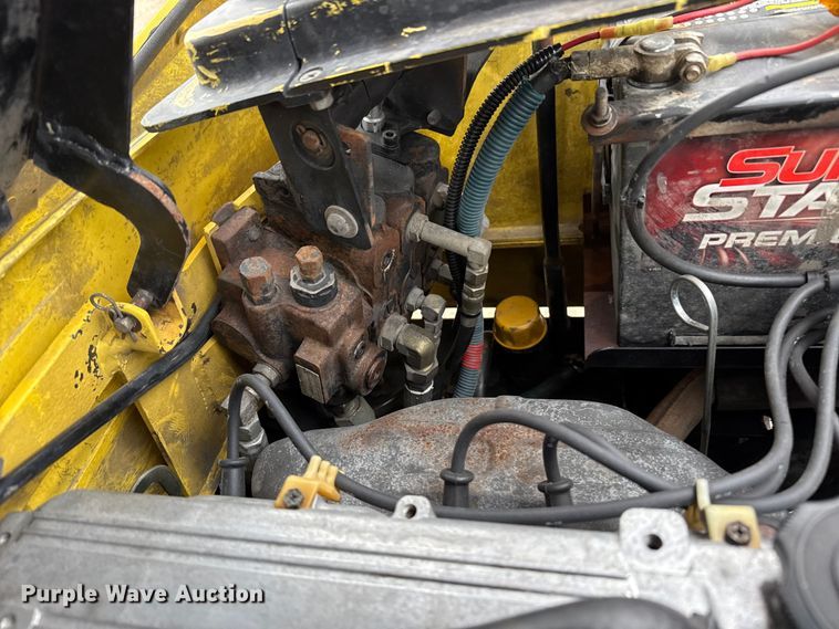 image for item EP2556 1996 Hyster H30XM forklift