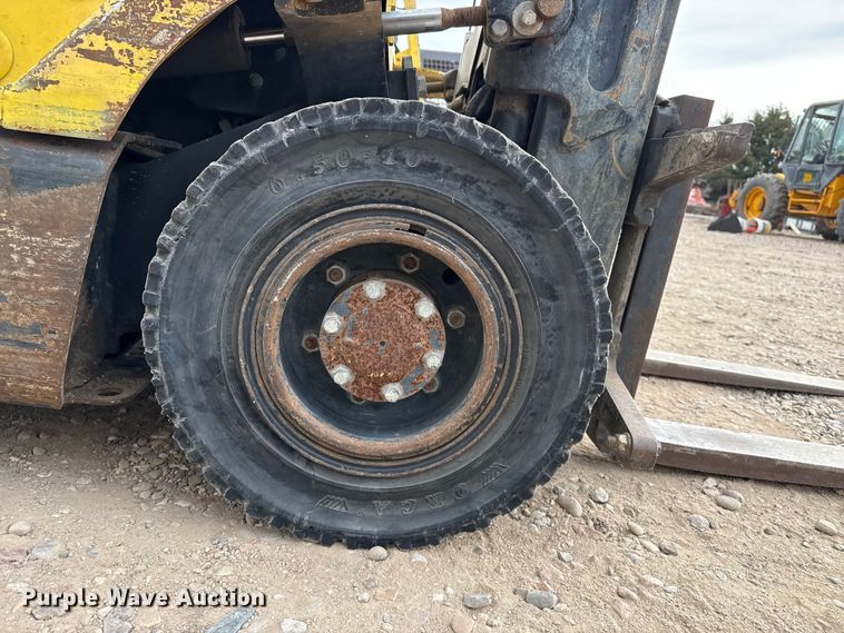 image for item EP2556 1996 Hyster H30XM forklift