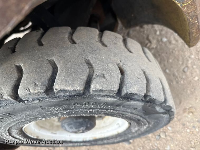 image for item EP2556 1996 Hyster H30XM forklift