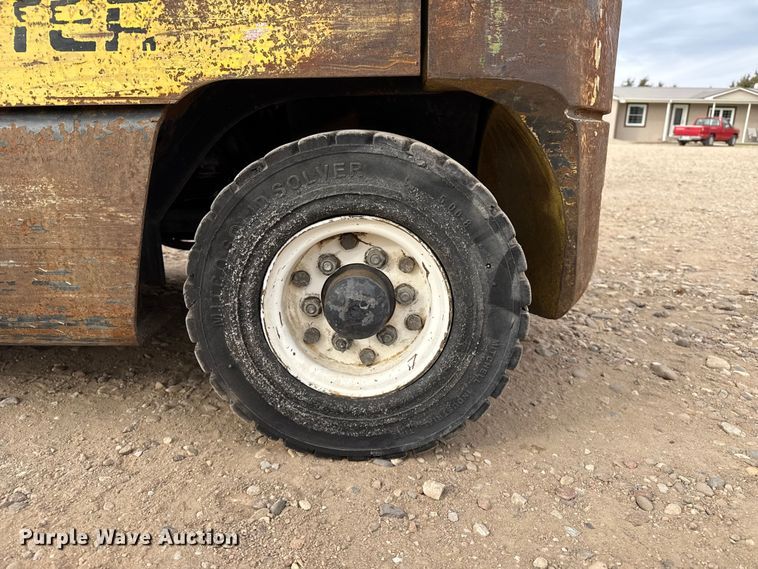 image for item EP2556 1996 Hyster H30XM forklift