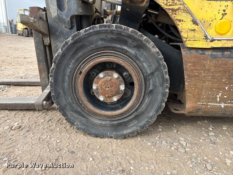 image for item EP2556 1996 Hyster H30XM forklift