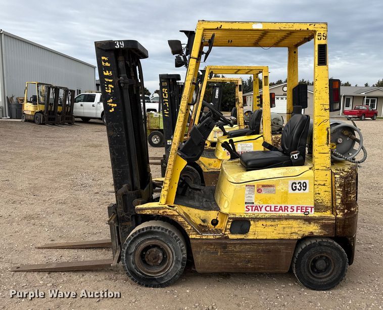image for item EP2557 Hyster H30XM forklift
