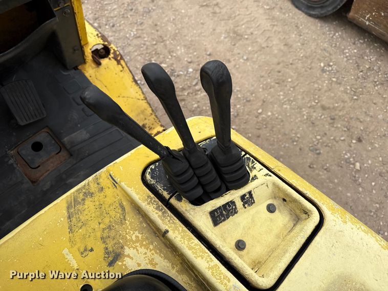 image for item EP2557 Hyster H30XM forklift