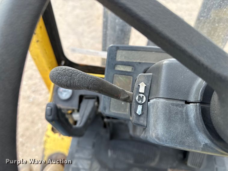 image for item EP2557 Hyster H30XM forklift