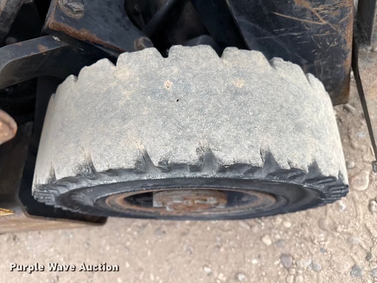 image for item EP2557 Hyster H30XM forklift