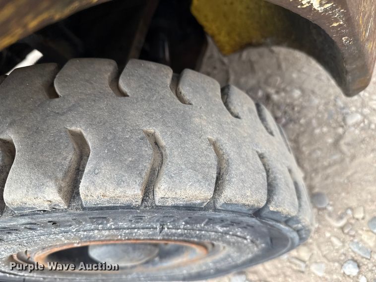 image for item EP2557 Hyster H30XM forklift