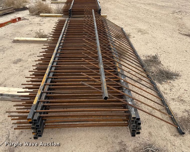 image for item EP2571 (10) fence panels