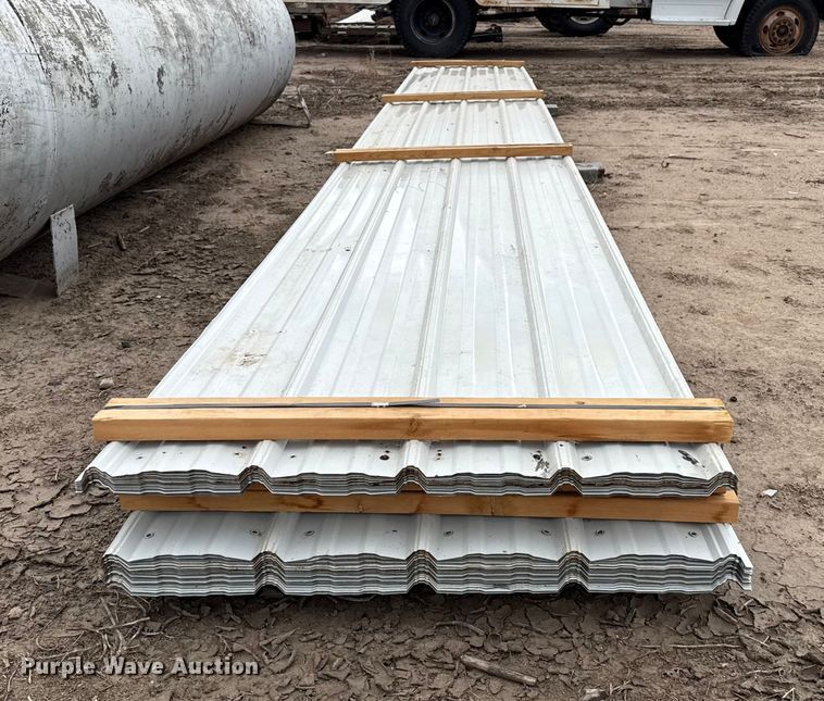 image for item EP2573 (66) sheets of metal siding/roofing