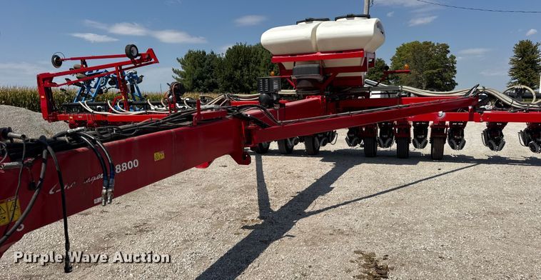 image for item ER0051 Agco White Challenger 8800 planter