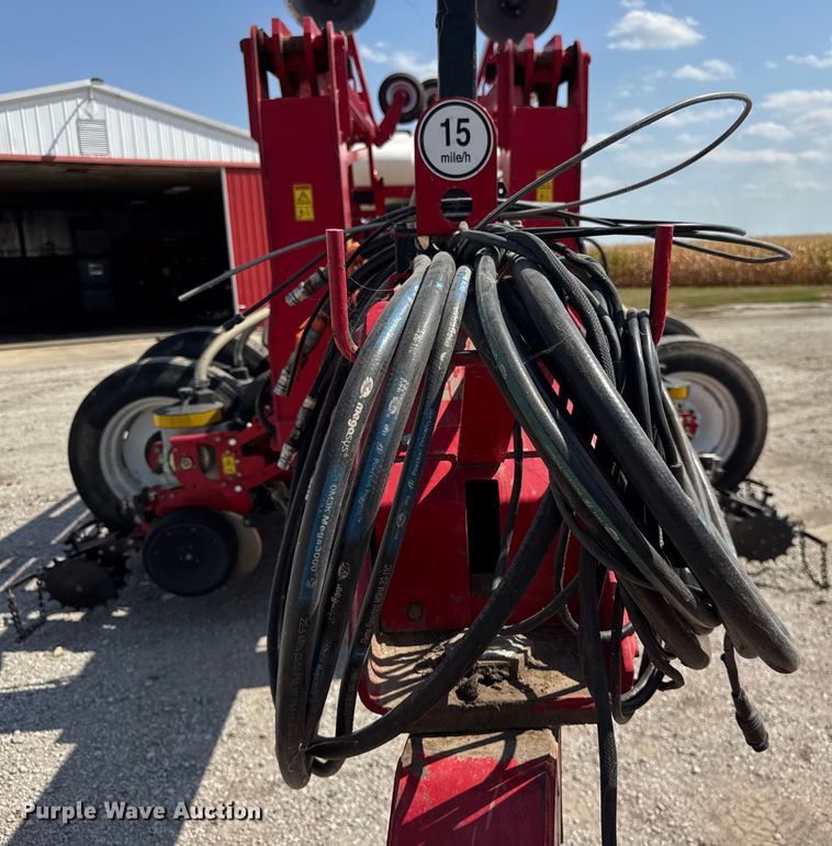 image for item ER0051 Agco White Challenger 8800 planter