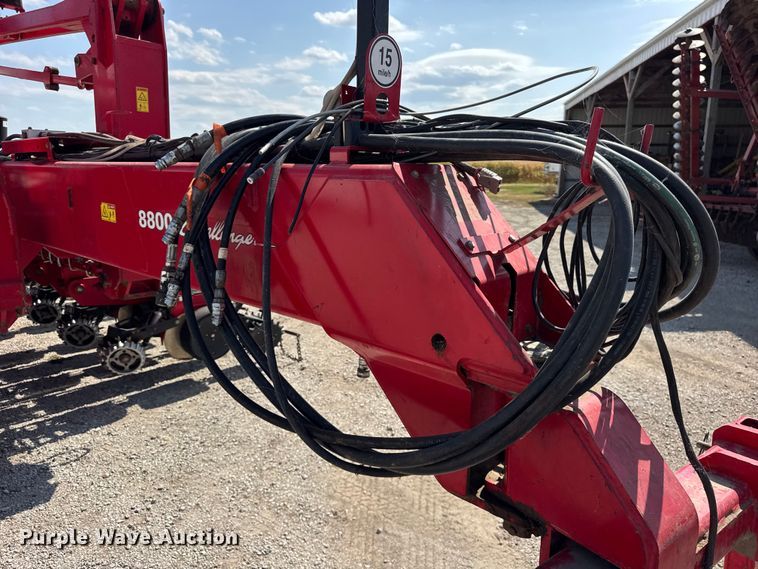 image for item ER0051 Agco White Challenger 8800 planter