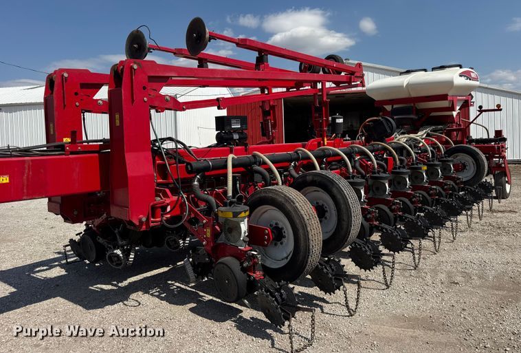 image for item ER0051 Agco White Challenger 8800 planter