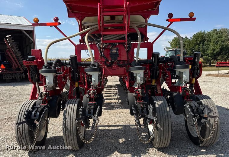 image for item ER0051 Agco White Challenger 8800 planter
