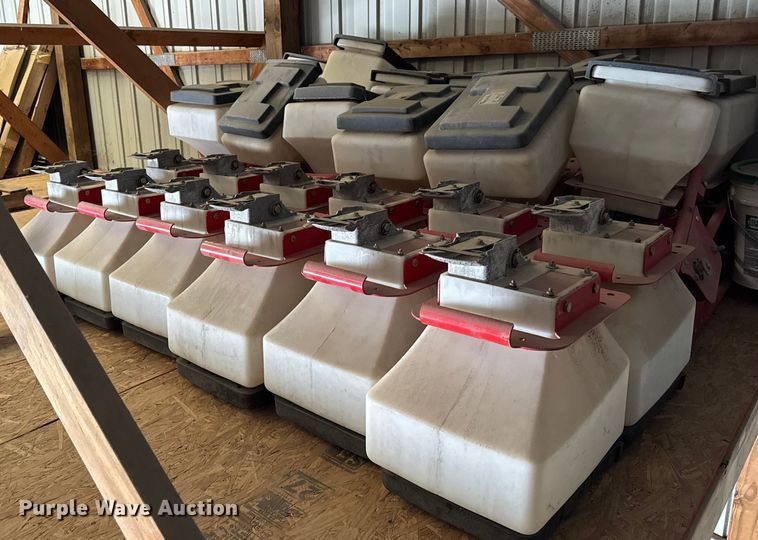 image for item ER0051 Agco White Challenger 8800 planter