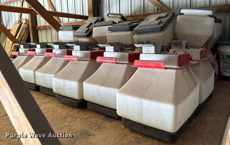 image for item ER0051 Agco White Challenger 8800 planter