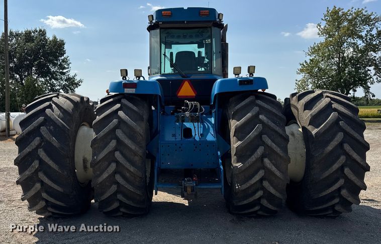 image for item ER0052 2000 New Holland 9884 4WD tractor