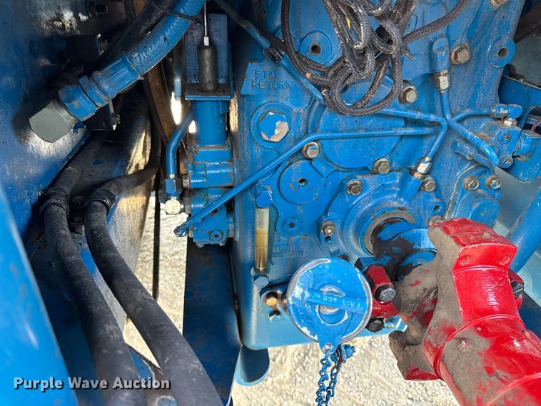 image for item ER0052 2000 New Holland 9884 4WD tractor