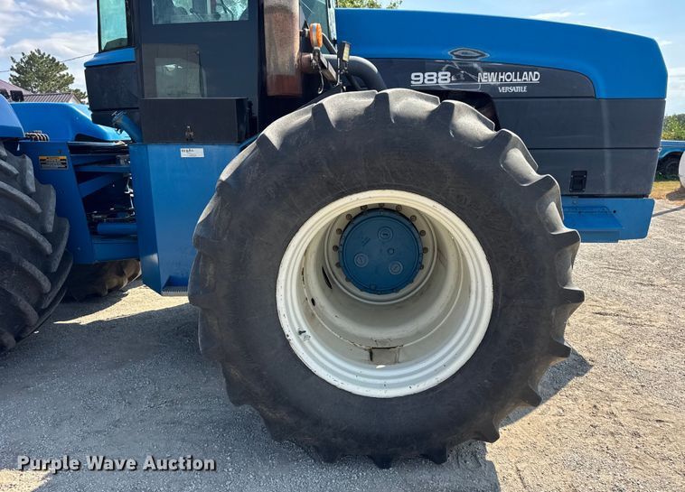 image for item ER0052 2000 New Holland 9884 4WD tractor