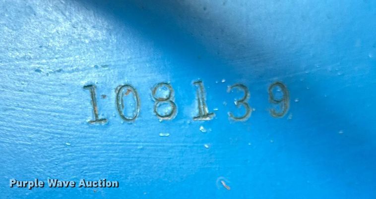 image for item ER0052 2000 New Holland 9884 4WD tractor