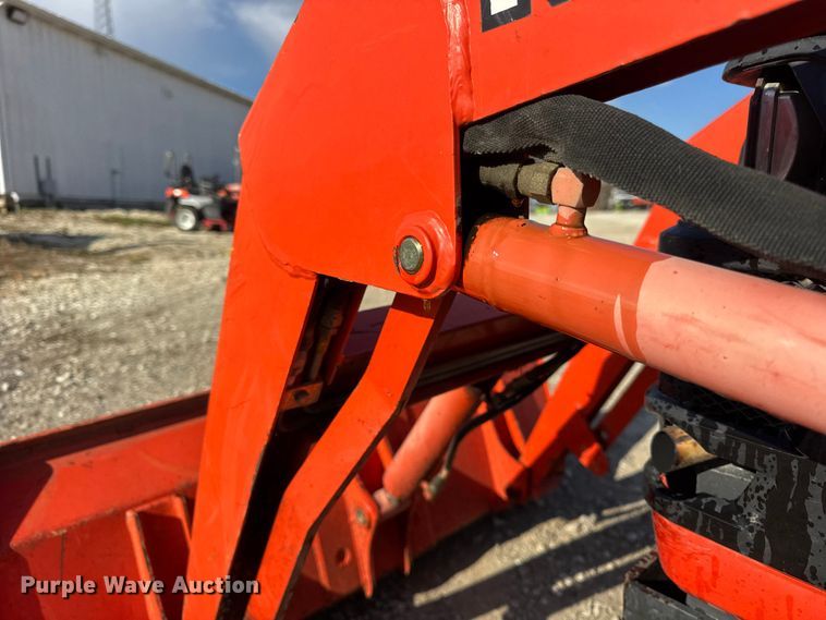 image for item ER0276 Kubota BX2200D MFWD tractor