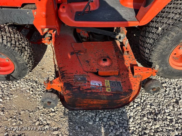 image for item ER0276 Kubota BX2200D MFWD tractor