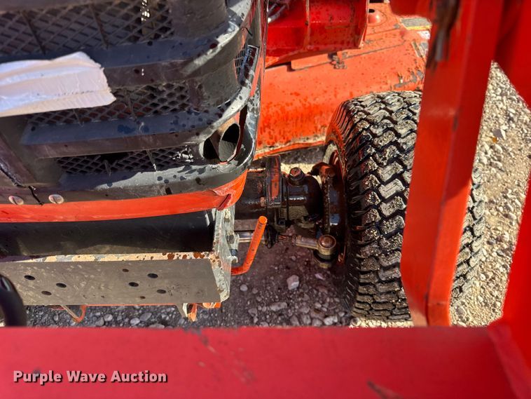 image for item ER0276 Kubota BX2200D MFWD tractor