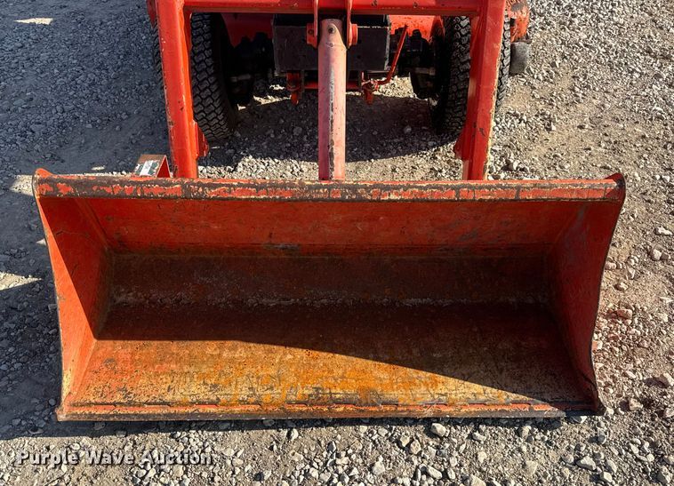 image for item ER0276 Kubota BX2200D MFWD tractor