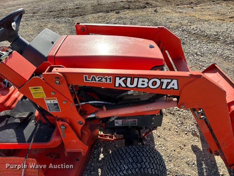 image for item ER0276 Kubota BX2200D MFWD tractor