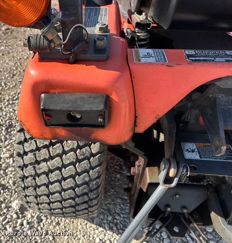 image for item ER0276 Kubota BX2200D MFWD tractor