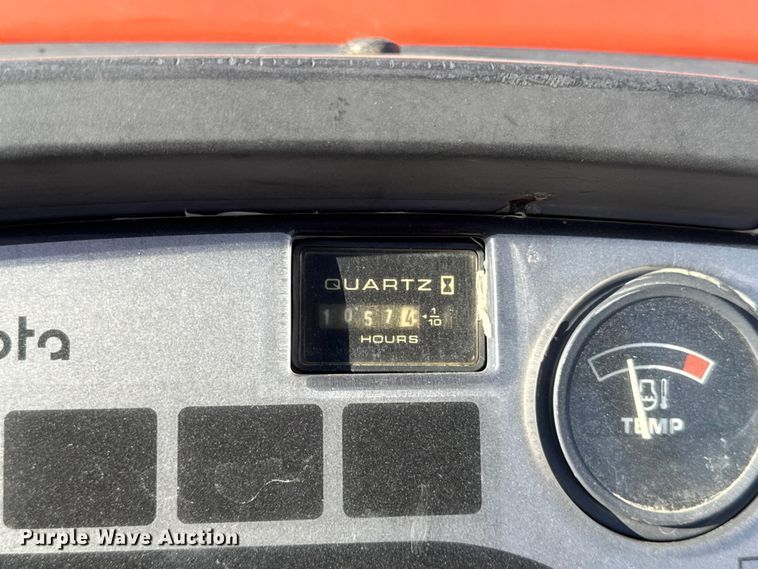 image for item ER0276 Kubota BX2200D MFWD tractor