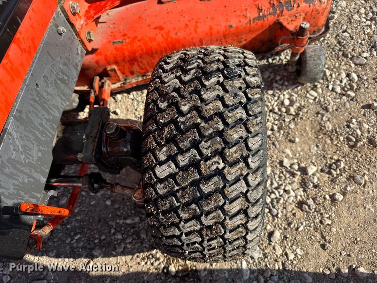 image for item ER0276 Kubota BX2200D MFWD tractor