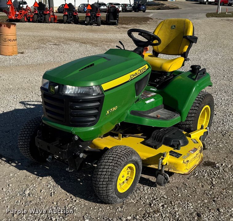 image for item ER0277 John Deere X730 lawn mower