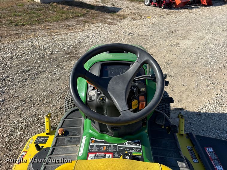 image for item ER0277 John Deere X730 lawn mower