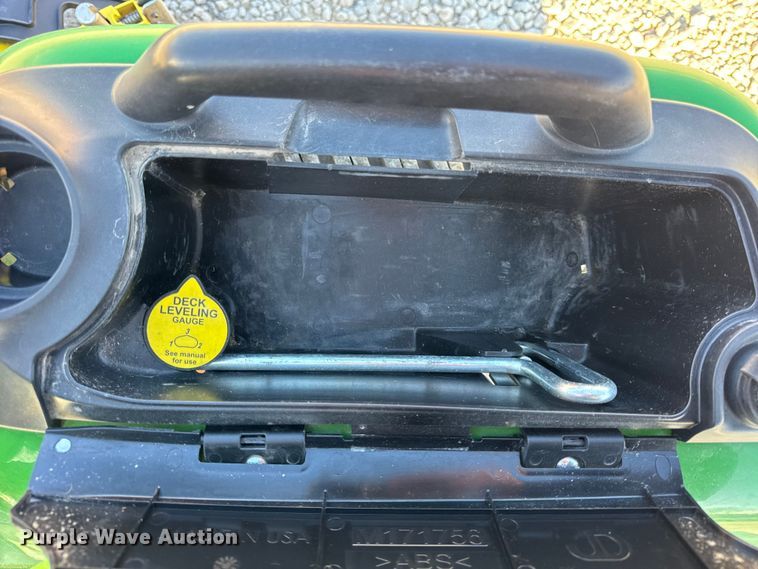 image for item ER0277 John Deere X730 lawn mower